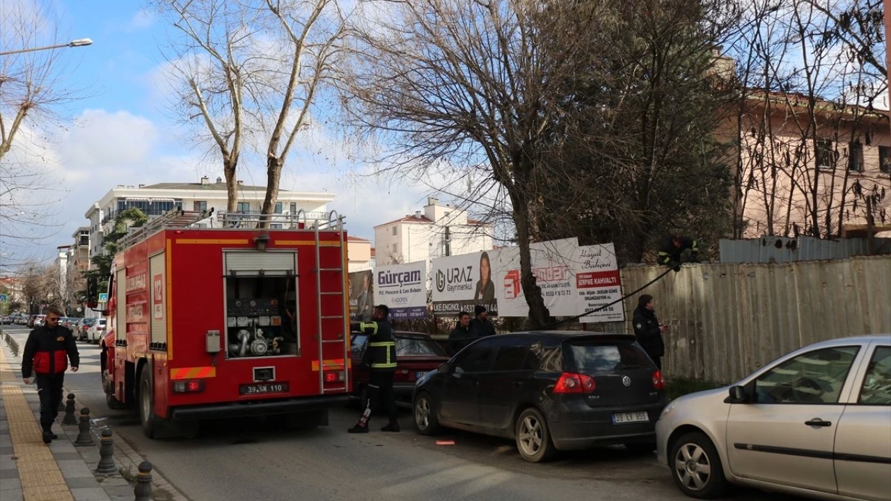 Lüleburgaz'da Metruk Binada Çıkan Yangın Söndürüldü