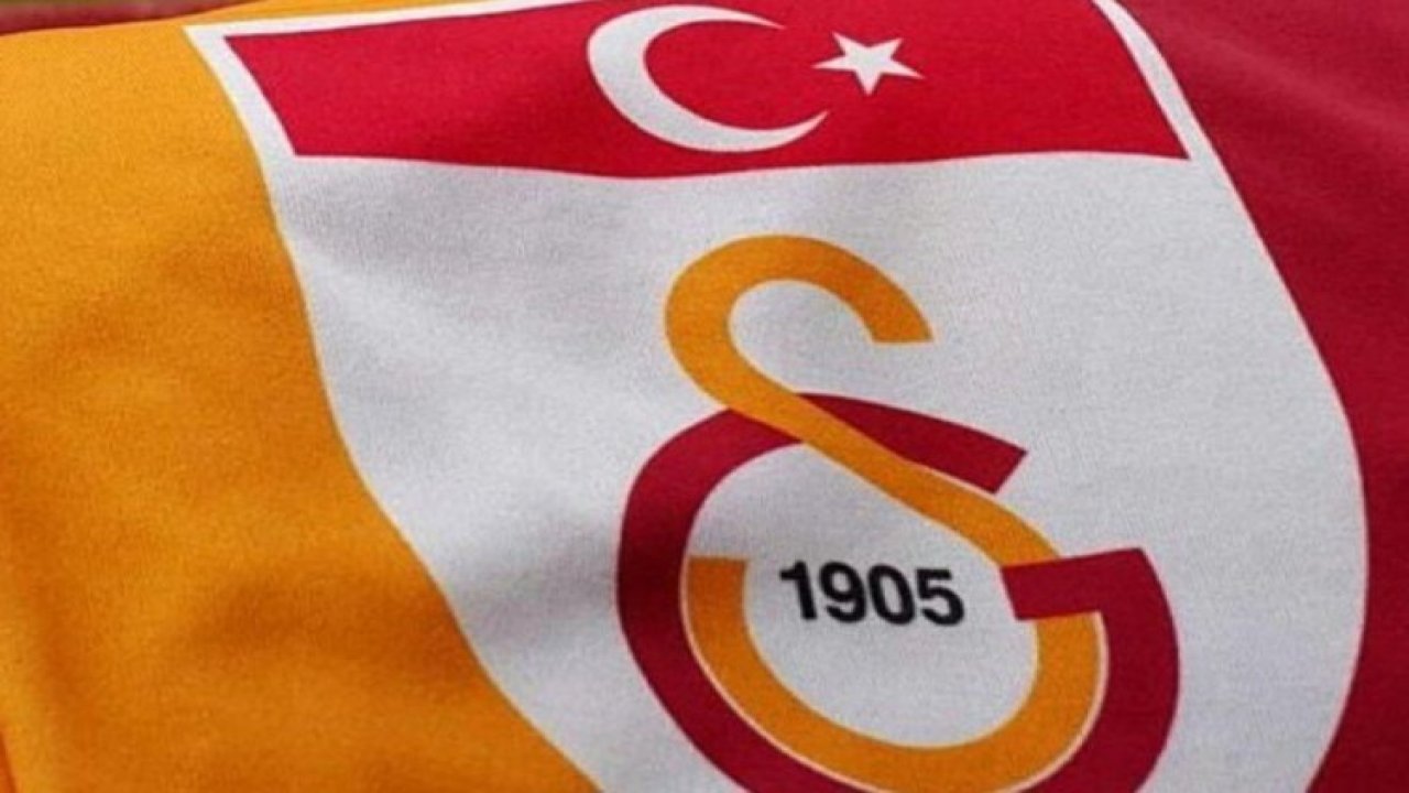 Socios.com'dan Galatasaraylı Çiftlere Sevgililer Günü İçin Özel Sürpriz