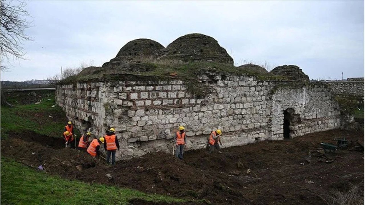 Edirne'deki Gazi Mihal Hamamı'nın Restorasyonuna Başlandı