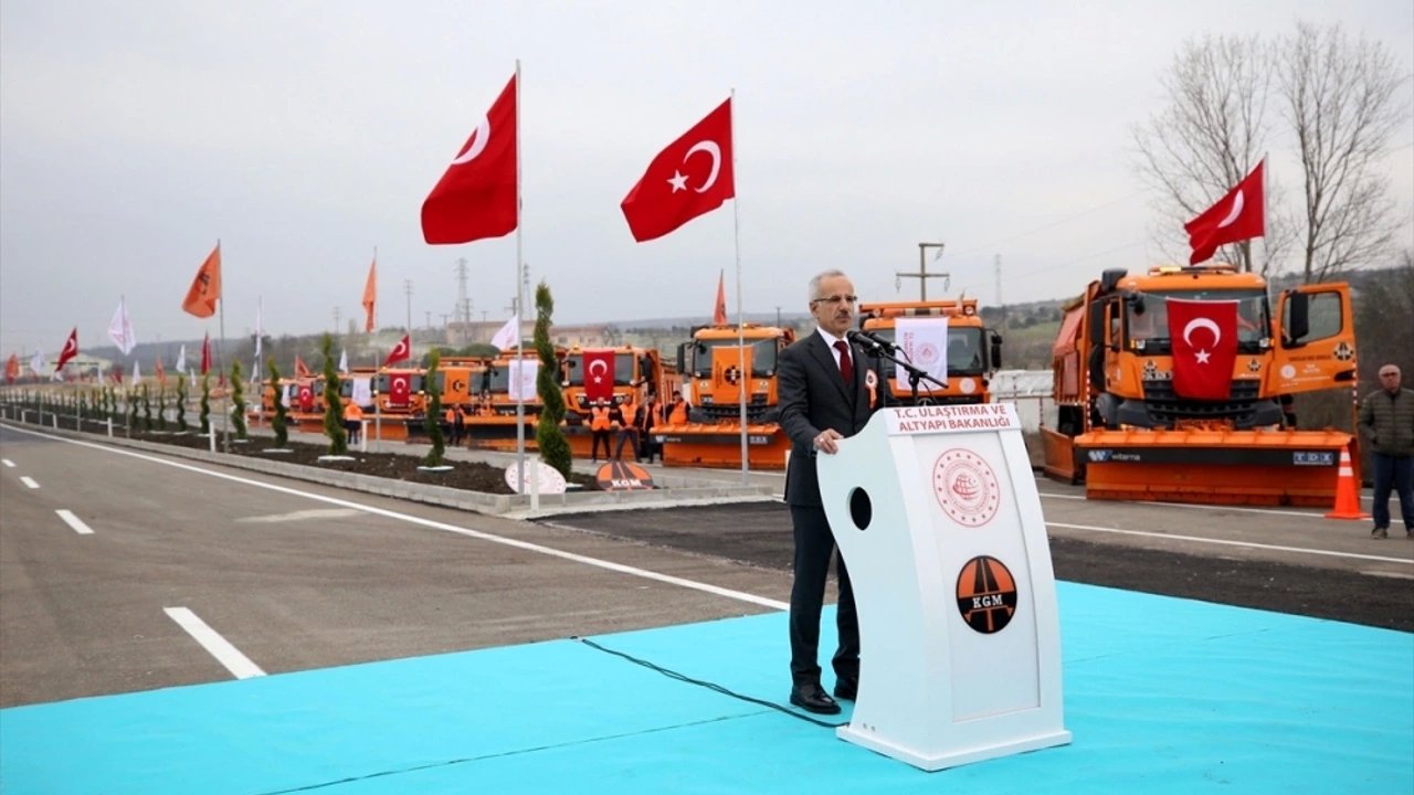 Bakan Uraloğlu Kırklareli'nde Stk Temsilcileri İle Buluştu