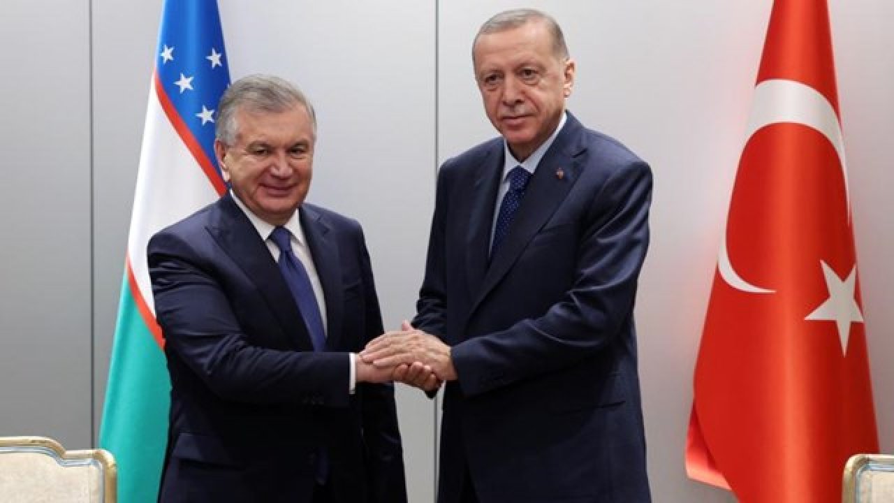 Özbekistan Cumhurbaşkanı Mirziyoyev Cumhurbaşkanı Erdoğan'ın Doğum Gününü Kutladı