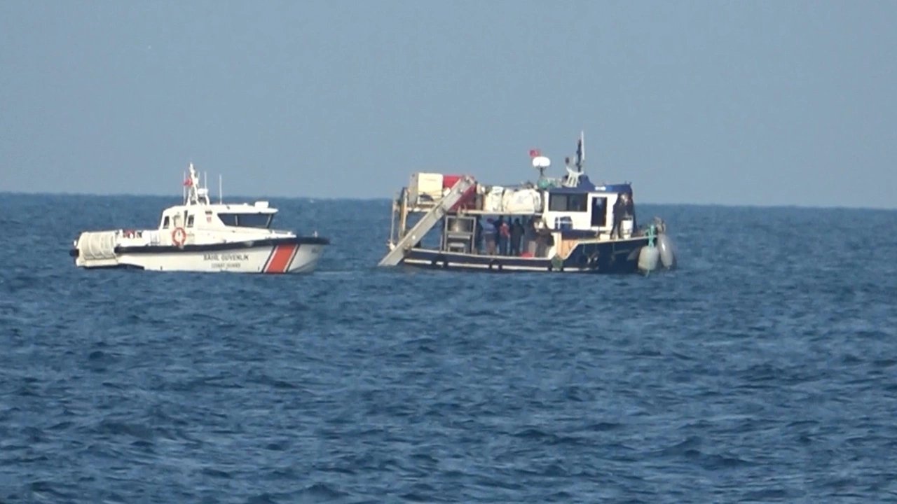 Marmara Denizi'nde Batan Geminin Enkazına 41 Kez Dalış Yapıldı