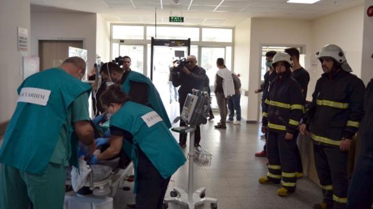 Lüleburgaz'da Yangın Ve Tahliye Tatbikatı Yapıldı