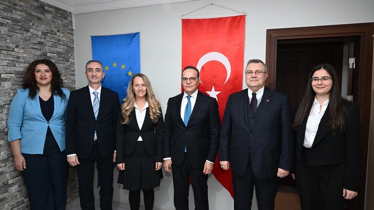 Dışişleri Bakan Yardımcısı Ve Ab Başkanı Büyükelçi Bozay Edirne'de Ziyaretlerde Bulundu