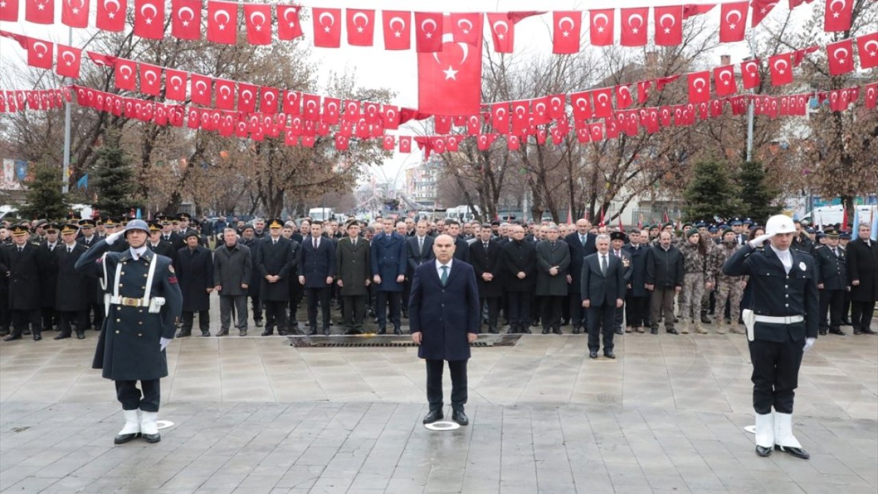 18 Mart Şehitleri Edirnekapı Şehitliği'nde Anıldı