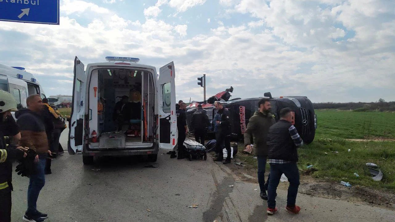 Tekirdağ'da Feci Kaza: 5 Ölü, 10 Yaralı Var