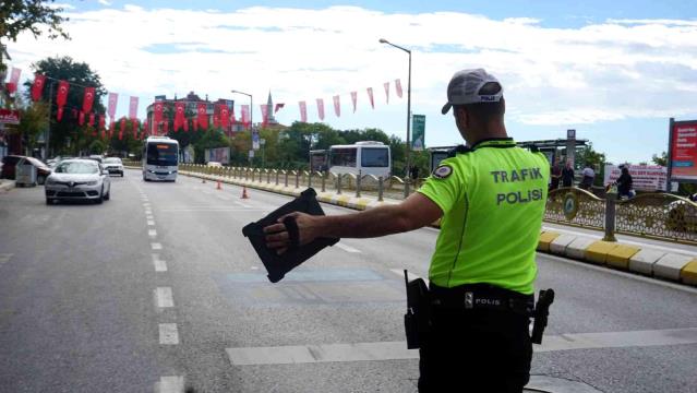 Edirne'de Toplu Taşıma Araçları Denetlendi