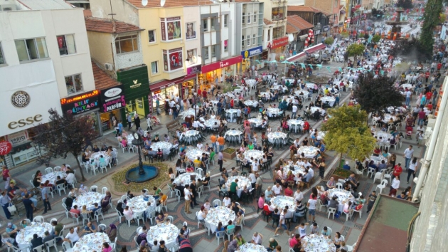 Binlerce Kişi Edirne Sofrası'nda Buluştu