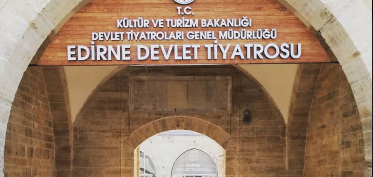 Edirne Devlet Tiyatrosu, "Kapalı Gişe" Yaptı