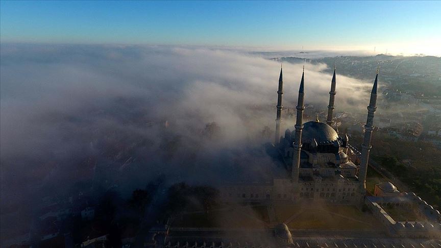 Edirne Selimiye Cami Sis Bulutuna Teslim Oldu