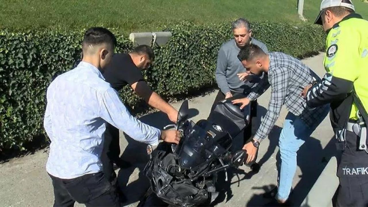 Ümraniye’de Otomobile Çarpan Motosiklet Sürücüsü Hayatını Kaybetti