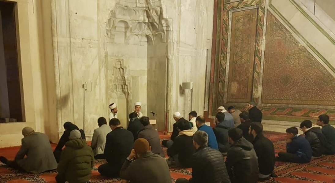 Edirne'deki Eski Cami'de Sabah Namazı Kılındı