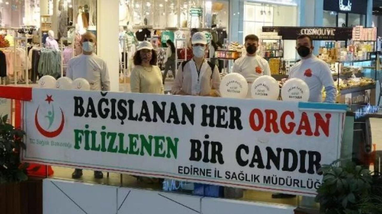 Edirne'de Organ ve Doku Bağışı Haftası İle İlgili Vatandaşlara Bilgi Verildi