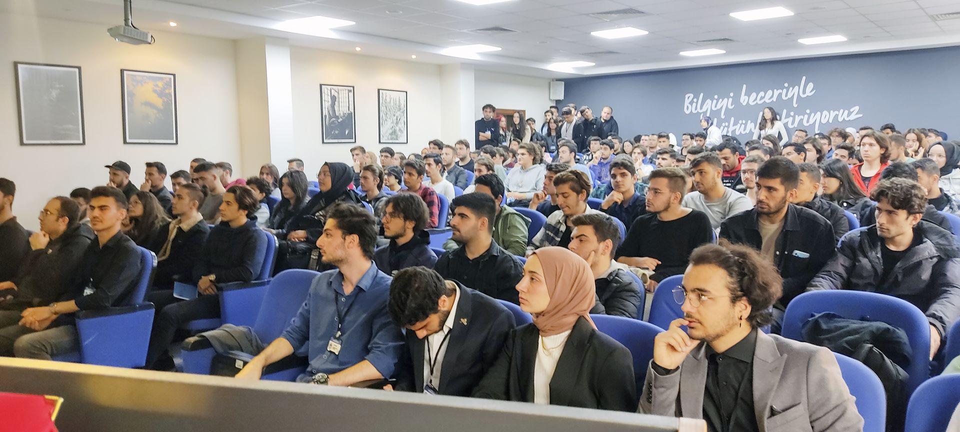 Sakarya Uygulamalı Bilimler Üniversitesi'nde Havacılık Semineri Yapıldı