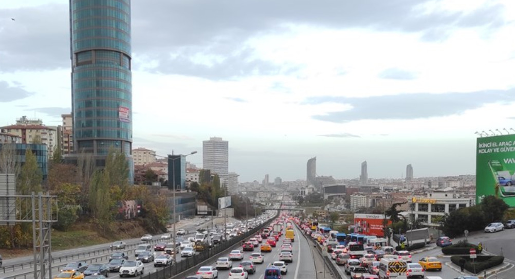 İstanbul'da Trafik Yoğunluğu Yaşandı