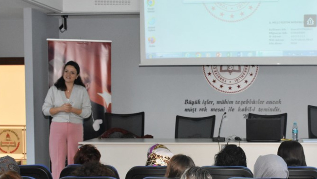 Edirne'de Okul Öncesi Öğretmenlerine İlişkin Seminer