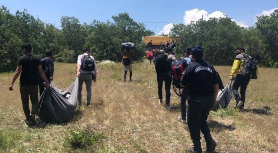 Kırklareli'nde Çok Sayıda Düzensiz Göçmen Yakalandı