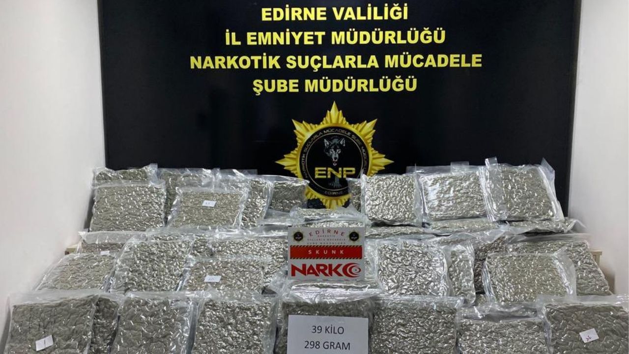 Edirne Sınır Kapısında 'Kongar' Operasyonu: 70 Paket Ele Geçirildi