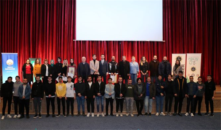 TÜ'de Bağımlıkla Mücadele Semineri Veirldi