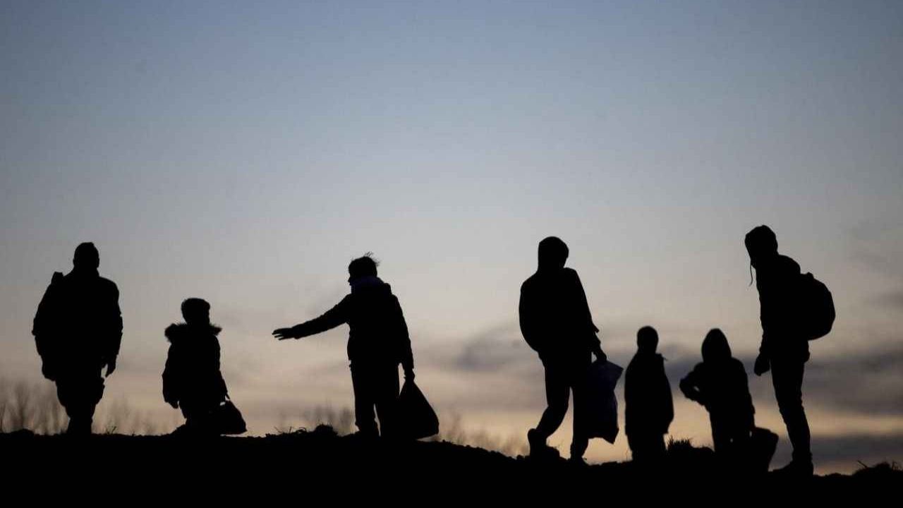 15 Düzensiz Göçmen Daha Yakalandı