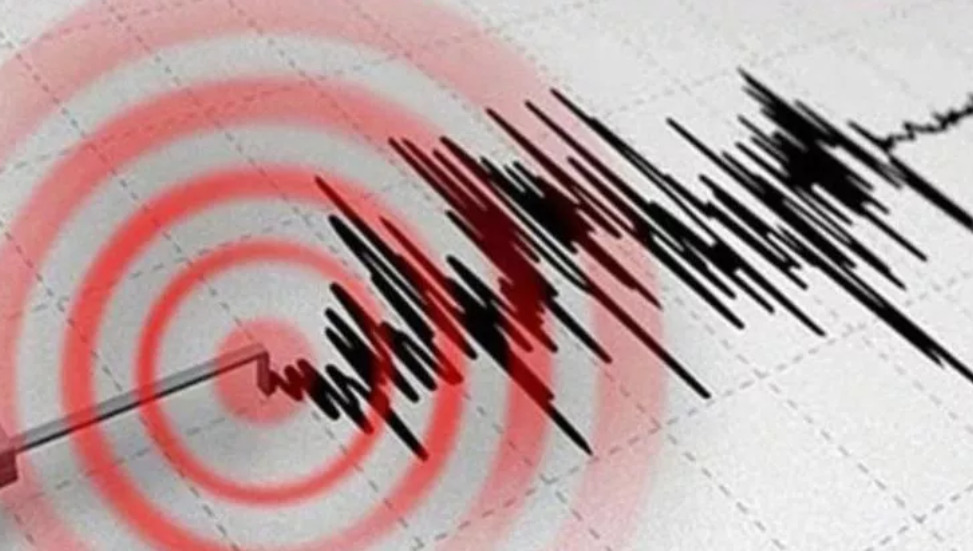 Komşuda Deprem! Türkiye'de de Hissedildi