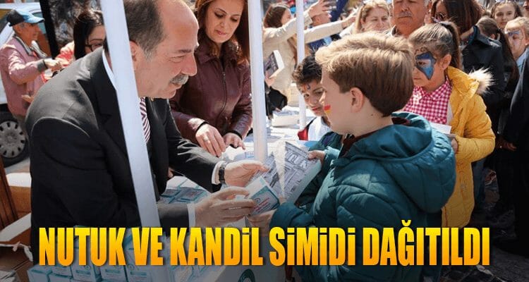 Nutuk ve Kandil Simidi Dağıtıldı