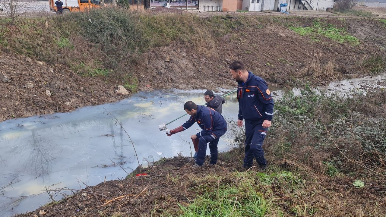 Kiraz Deresi'ni Kirleten Firmaya Faaliyetten Men Kararı!