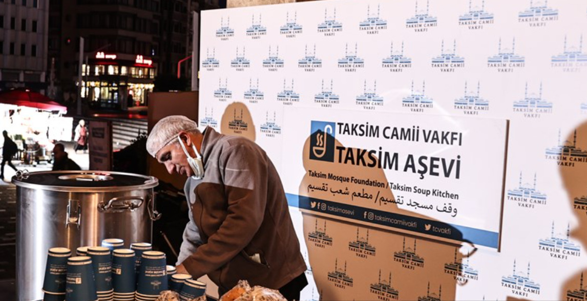 Taksim'deki Aşevi Hizmet Vermeye Başladı