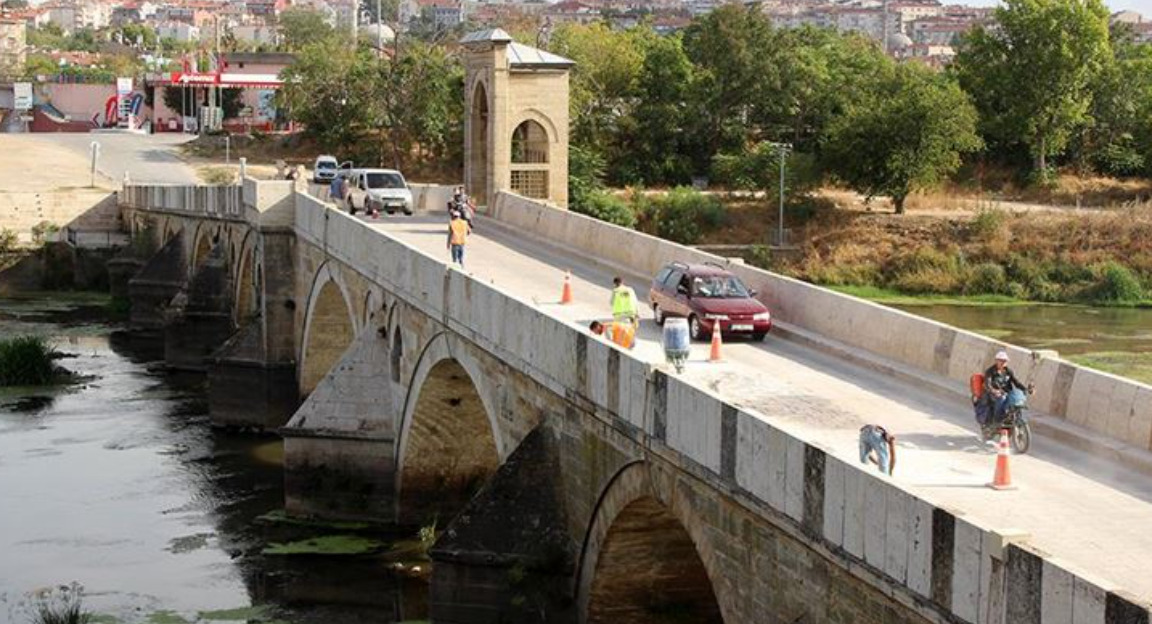 Tunca Köprüsü Yeniden Trafiğe Açıldı